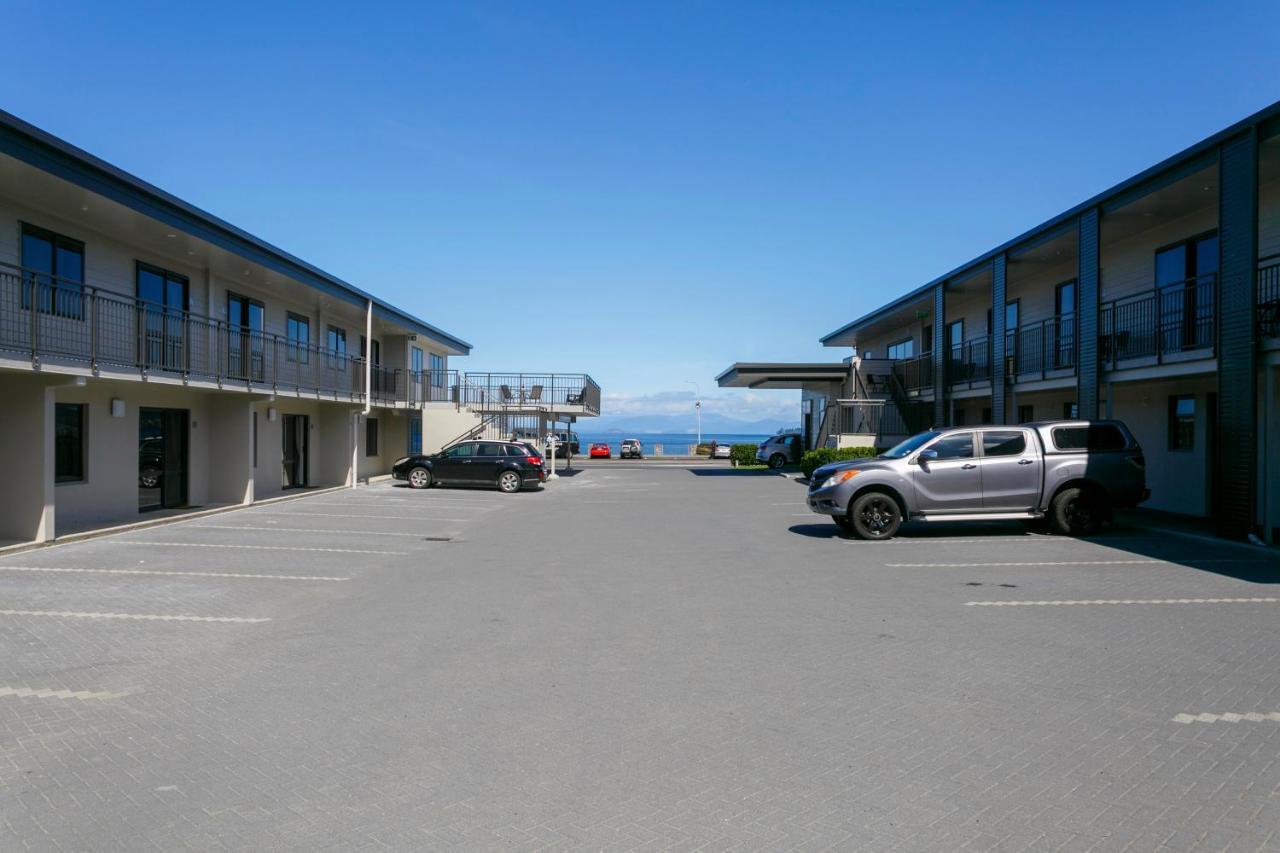Acacia Lake View Motel Tauposjön Exteriör bild